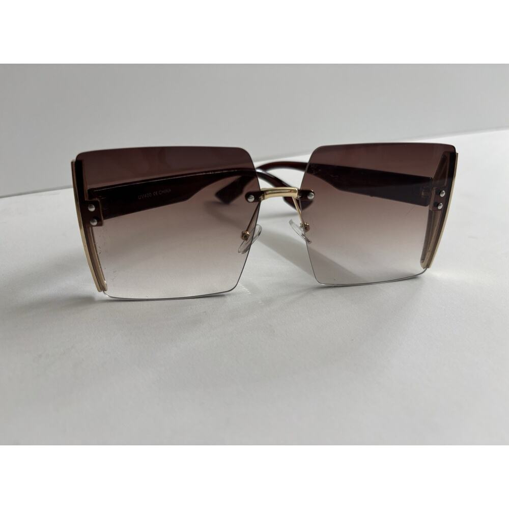 Women Oversized Square Sunglasses Brown Gradient Lenses Gold-tone Metal Accents